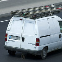 La DGT caza a casi 2.000 furgonetas sin la ITV durante la campaña del Black Friday. Y 120 no tenían seguro