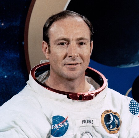 Edgar Mitchell Cropped
