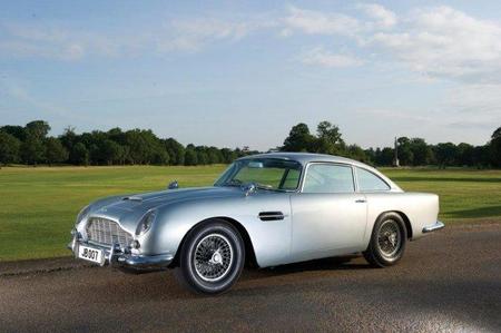 La lista de (casi) todos los coches de James Bond