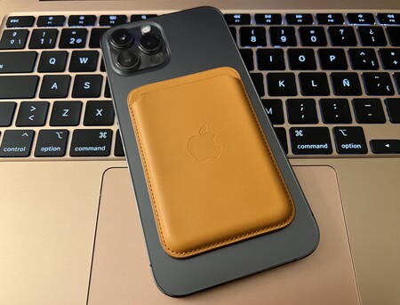 Para que nunca la pierdas: la nueva cartera MagSafe de cuero ahora es compatible con Buscar