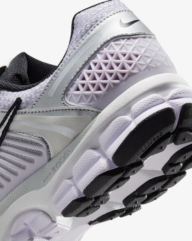 W Nike Zoom Vomero 5 M