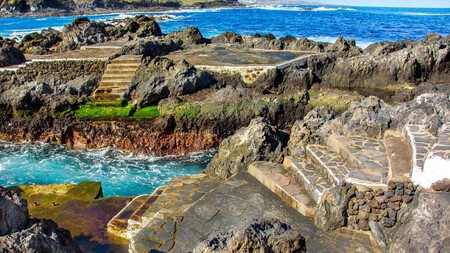 Pueblos Bonitos Vacaciones Verano Espana Barato Escapada Piscinas Naturales Comida Rica