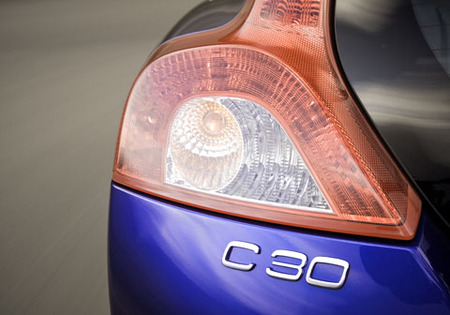 Volvo prepara un "pepino" de 300 CV