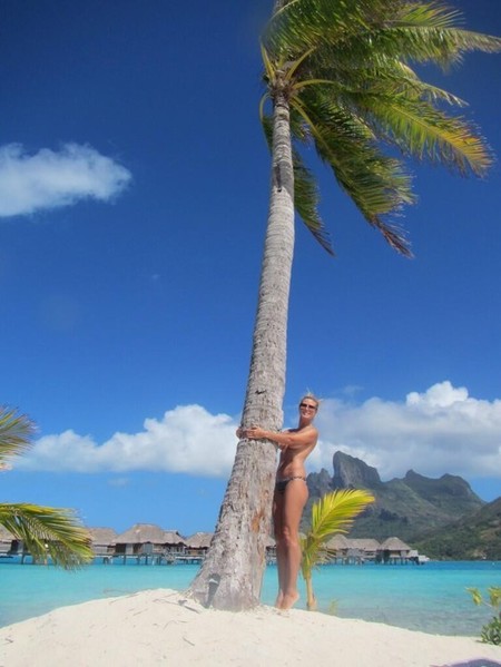 Nada mejor que decir adiós a las vacaciones que en topless, ¿verdad Heidi Klum?