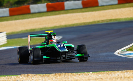 Roberto Merhi Status GP Test 2014 Estoril
