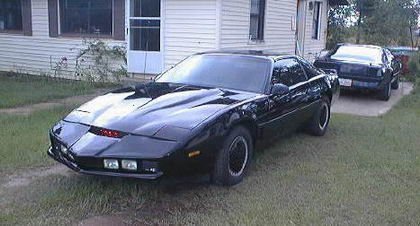 Réplica de Kitt, el coche fantástico