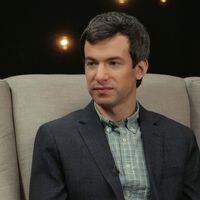 Tras arrasar en EEUU, adelantan el estreno de 'You Can See Everything' en España: Nathan Fielder será nuestro mejor regalo de Navidad en los cines
