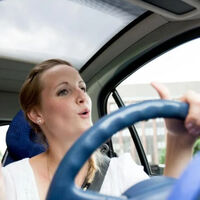 Escuchar música fuerte en el auto es multa en CDMX y va más allá de una sanción económica