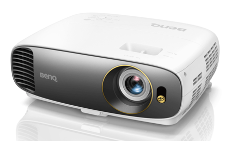 BenQ W1700, el proyector 4K "asequible" de la marca llegará en enero por menos de 1.600 euros