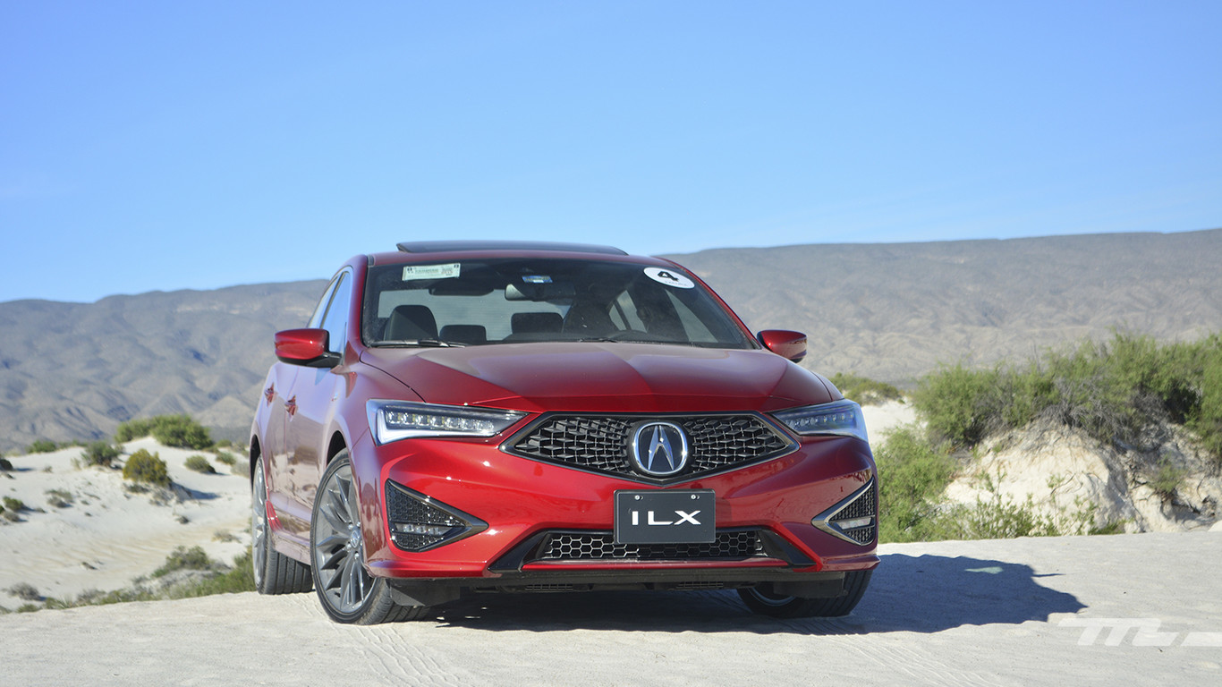 Acura ILX 2019, al volante de un sedán que se sacude algunos de (pero no todos) sus años