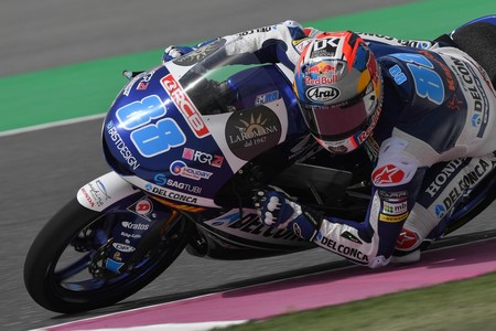 Jorge Martín gana el primer duelo del año a Arón Canet en Losail ¡por 23 milésimas!