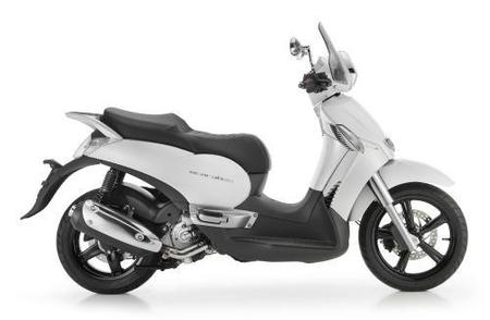 Aprilia Scarabeo 300 Especial