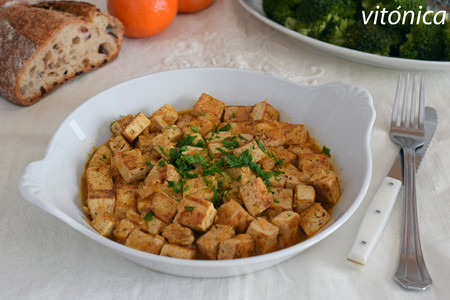 Tofu en salsa de mandarina: receta vegana saludable