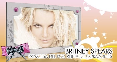 Britney Spears, Princesa del Pop y Reina de Corazones