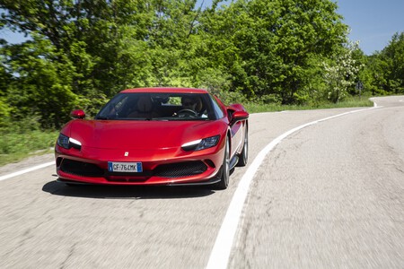 Ferrari 296 GTB Prueba 17