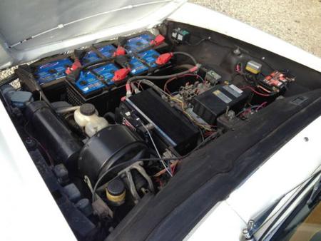 Mercedes SL 1965 eléctrico - motor y baterías