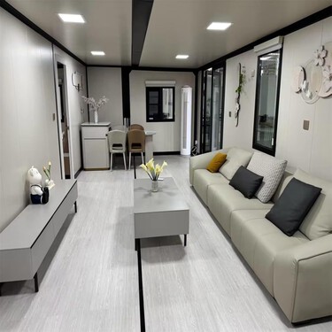 Así es la casa prefabricada de Amazon que cuesta menos de 10.000 euros: tiene salón, cocina y dos dormitorios