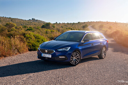 Los coches más vendidos de España en 2020: SEAT León, Dacia Sandero y Nissan Qashqai, en el podio