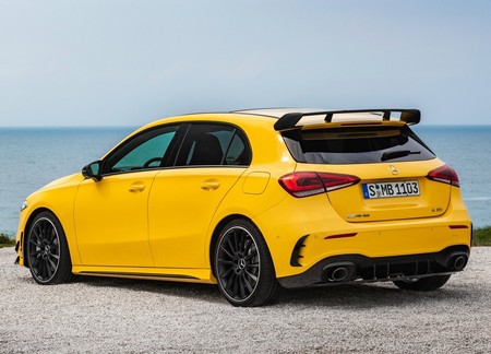 Mercedes Amg A35 2020 4