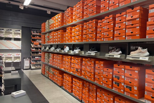 Nike arranca el fin de semana con descuentos en su outlet: Jordan, Dunk y más a precio de liquidación 