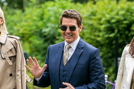 Tom Cruise y el Duque de Cambridge demuestran que el traje azul es la mejor opción para lucir elegante en verano