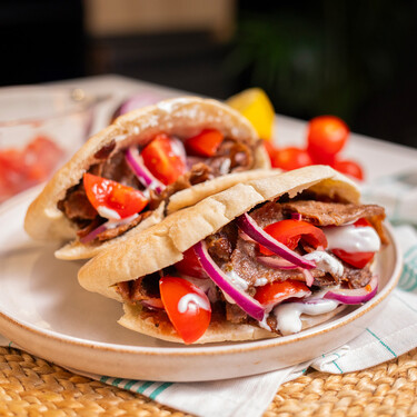 Döner kebab al horno: la forma más fidedigna de hacer en casa el clásico mundial de la cocina callejera 