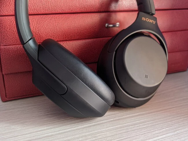 Sony WH-1000XM4