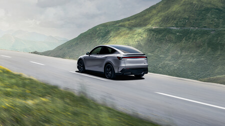 Tesla New Model and Performance 02