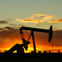 Siempre que ha habido guerra en Oriente Medio el precio del petróleo se ha disparado. Ahora está pasando algo distinto