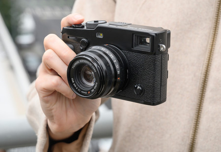 Fujifilm X-Pro3, Nikon Z7, Panasonic Lumix LX100 II y más cámaras, objetivos y accesorios en oferta: Llega Cazando Gangas