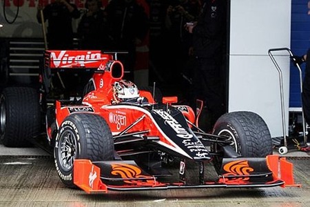 f1_timo-glock-y-virgin-racing-dan-cinco-testimoniales-vueltas-en-su-estreno-en-jerez.jpg