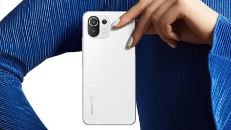 El Xiaomi 12 Lite se deja ver en imágenes reales y apunta a ser tan ligero como siempre