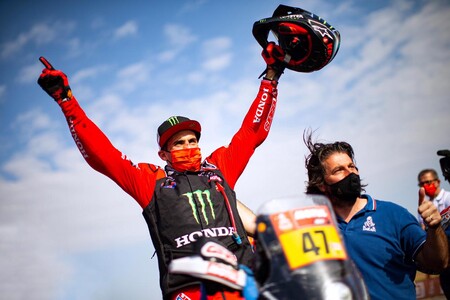 Kevin Benavides es el ganador del Dakar y Ricky Brabec completa el doblete de Honda tras ganar la etapa final