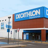 Decathlon vende (y también alquila por meses) esta bicicleta eléctrica urbana económica con hasta 70 kilómetros de autonomía