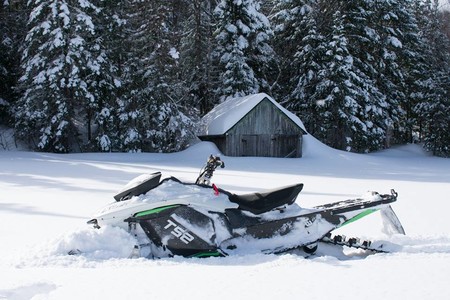 Taiga Moto Electrica Nieve 3