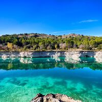 Solo hay dos lagunas como esta en el mundo: una de ellos está en Albacete y allí te puedes dar el mejor baño del verano 