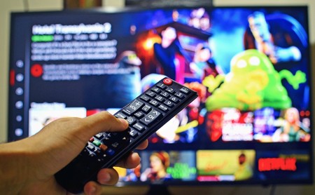 Desciende las descargas de series y películas mientras suben los servicios VOD y la tele de pago, asegura el último 'Navegantes'