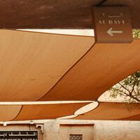 Por menos de 30 euros puedes olvidarte de las sombrillas: este toldo vela es la mejor compra para tu jardín este verano 