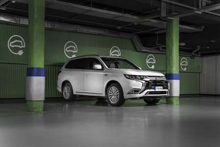 No, Nissan no va a vender Mitsubishi: la Alianza Renault-Nissan-Mitsubishi se mantiene sin cambios (y en apuros)