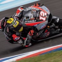 Thomas Luthi lidera los entrenamientos de Moto2 en Argentina con 21 pilotos separados por solo un segundo 