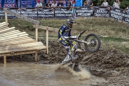 La sexta victoria de Graham Jarvis en el Red Bull Romaniacs le convierte en una leyenda viva de 42 años