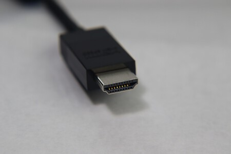 Hay fabricantes que están simulando incluir HDMI 2.1, pero son 'falsos': cómo detectarlos y no caer en el engaño