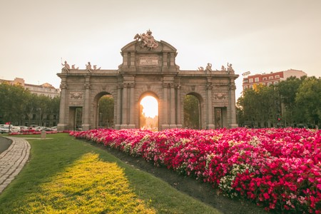 Golpe a Airbnb en Madrid: el Ayuntamiento aprueba el plan para cerrar el 95% de pisos turísticos
