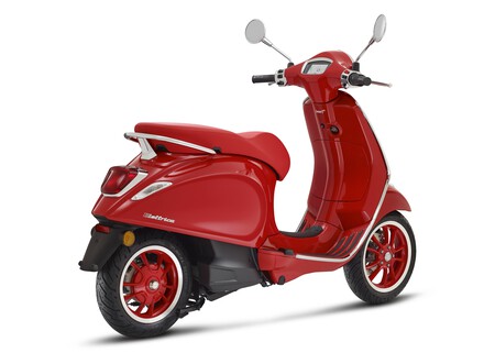 Vespa Elettrica Red002