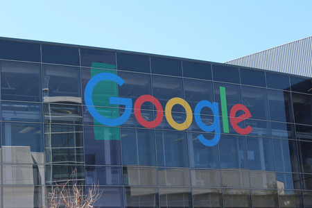 El manifiesto anti-diversidad de Google, qué hacer si perdemos el móvil y el análisis del iMac (2017). Constelación VX