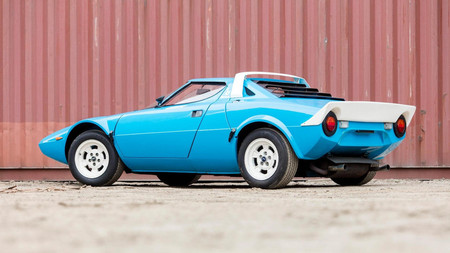 Lancia Stratos HF Stradale (1975)