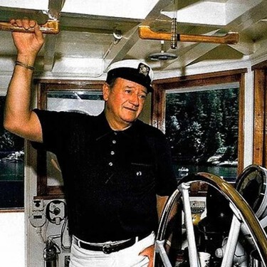 John Wayne llegó en 1963 a España a bordo de su yate para rodar una película y se pasó el verano disfrutando de nuestras costas