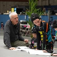 Hay gente criticando a James Cameron por hacer secuelas de 'Avatar'. La respuesta del director es que se ha casado con la saga