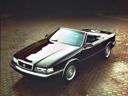Y esta es la historia del desconocido y olvidado Chrysler TC by Maserati