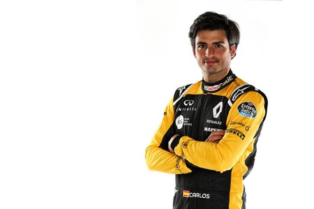 Presentado el Renault R.S.18: el coche con el que Carlos Sainz tiene mucho que demostrar